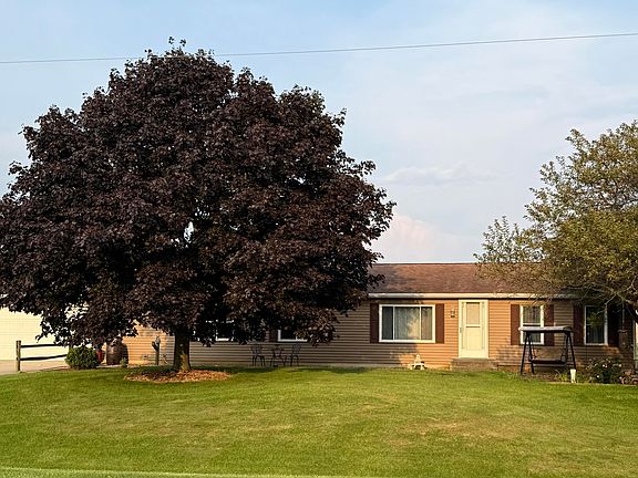 2nd image of 557 N Fail Rd