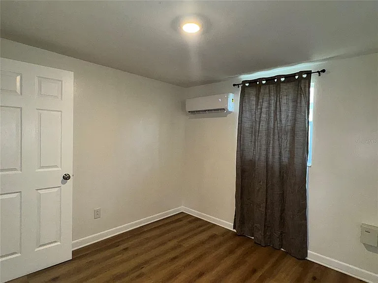 1801 N Taylor Rd — Photo 11