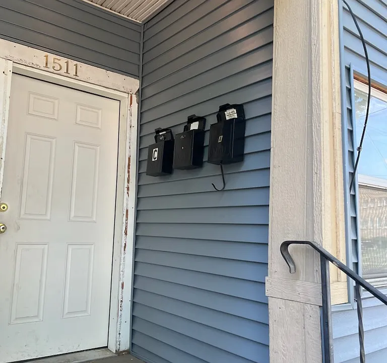 Unit C, the upper level front door.