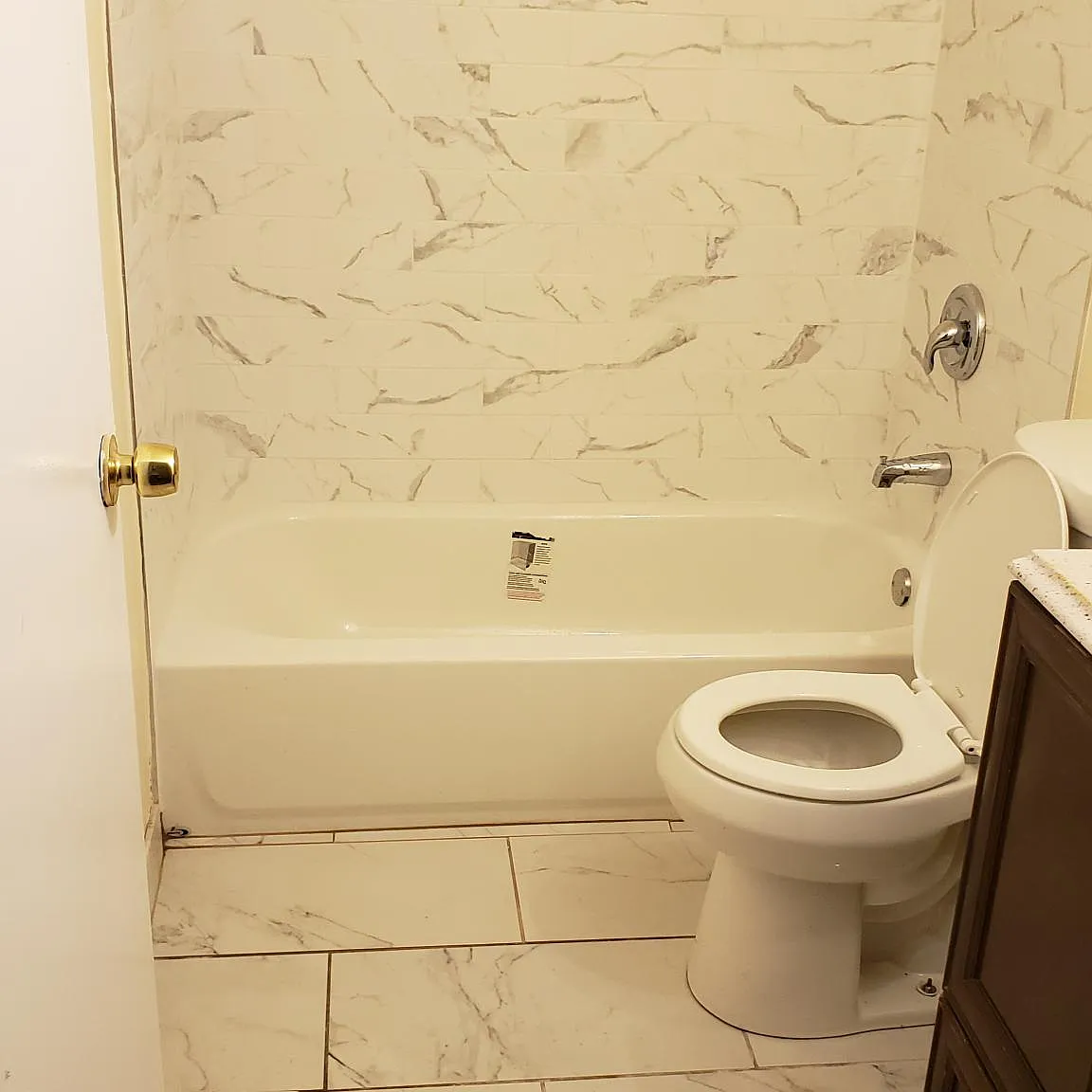 4 bed, 2.5 bath, 1274 sqft, $2,800 — Photo 2