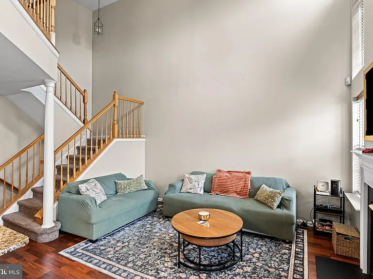 108 Tattersall Dr — Photo 10