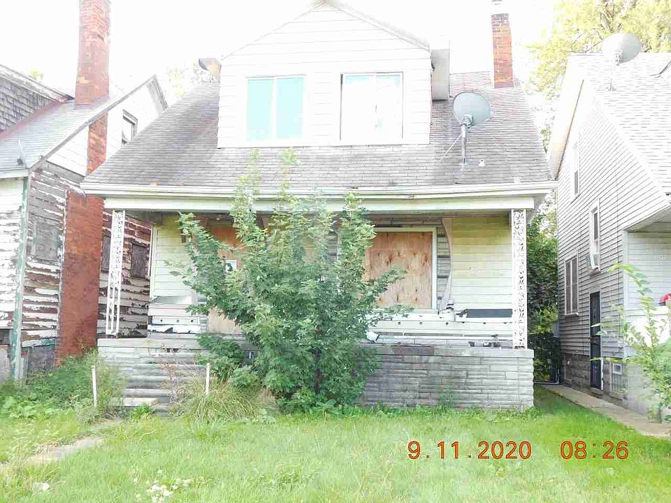 2241 Fullerton