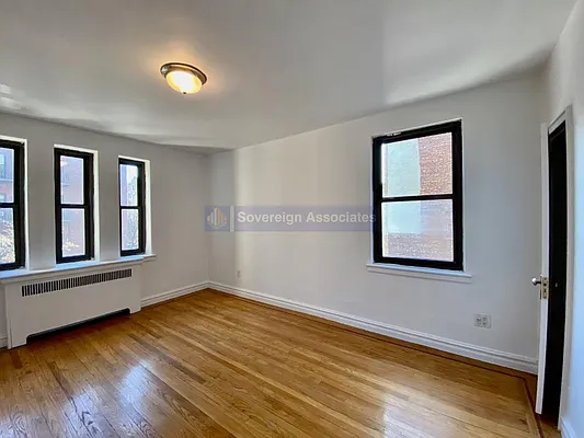 Rented by Sovereign Associates | media 20