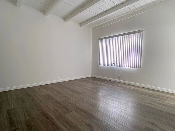 3rd image of 1221-23 11th St #1221-C
