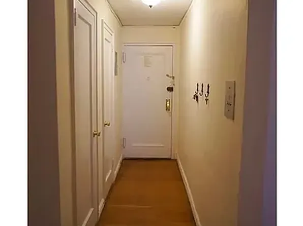 160 East Third Street image 2 of 21