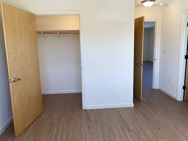 2042 Smith Ln #D — Photo 15