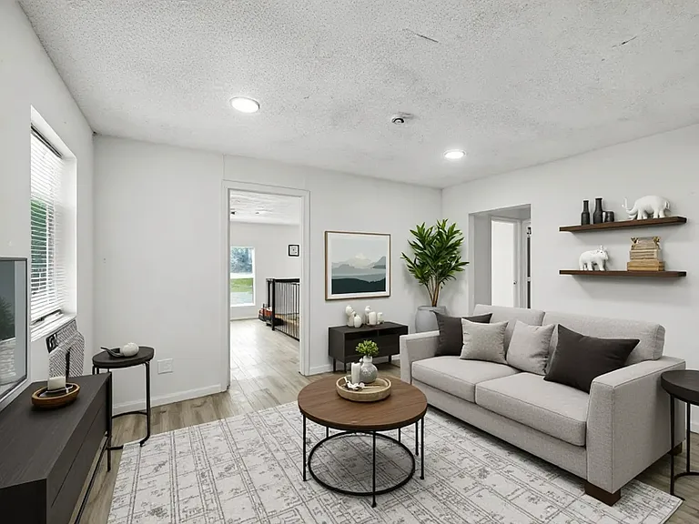 320 T A Carroll Ave — Photo 1