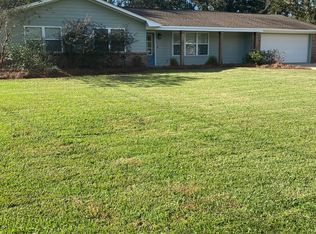 2431 Sunkist Country Club Rd, Biloxi, MS 39532