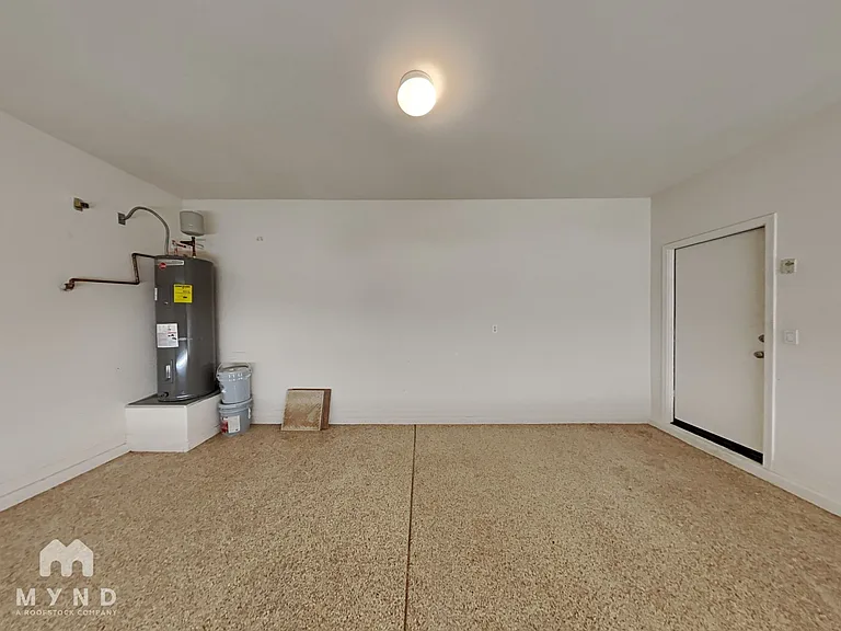 17524 W Mandalay Ln — Photo 25