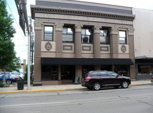 14 E 3rd St, Sterling, IL 61081