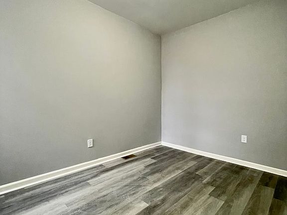 2nd image of 2327 N Camac St #V