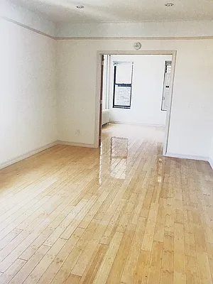 Rented by MTY Group, Inc | media 19