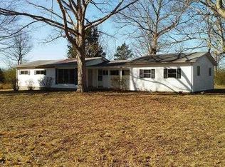 2445 Rock Springs Rd, Charlotte, TN 37036