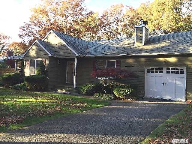 1st image of 4 Bay View Dr