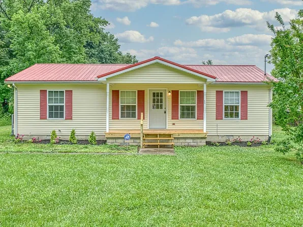 206 Volunteer Way, Monterey, TN 38574