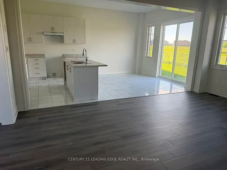 1466 Wheatcroft Dr — Photo 7