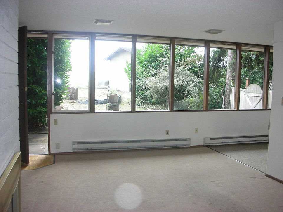 1st image of 3005 N Highland St #C1