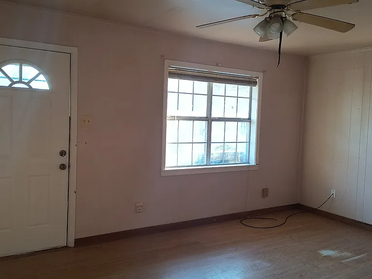 5907 Windham Ave — Photo 7