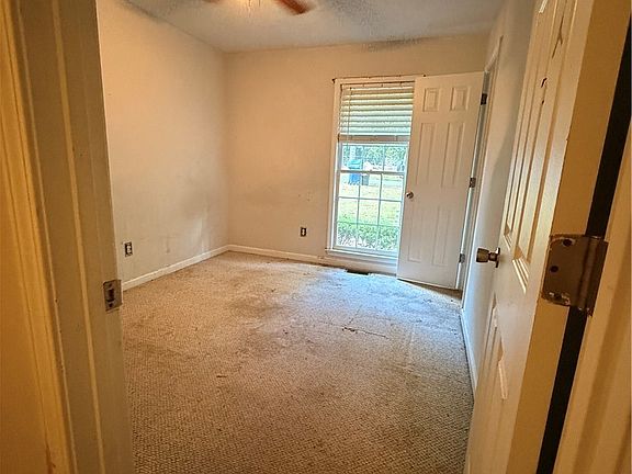 5th image of 241 Rutledge Drive