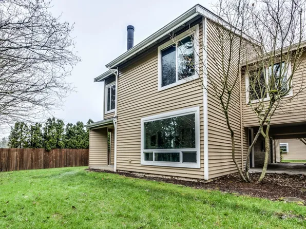 23723 12th Pl S #1702, Des Moines, WA 98198