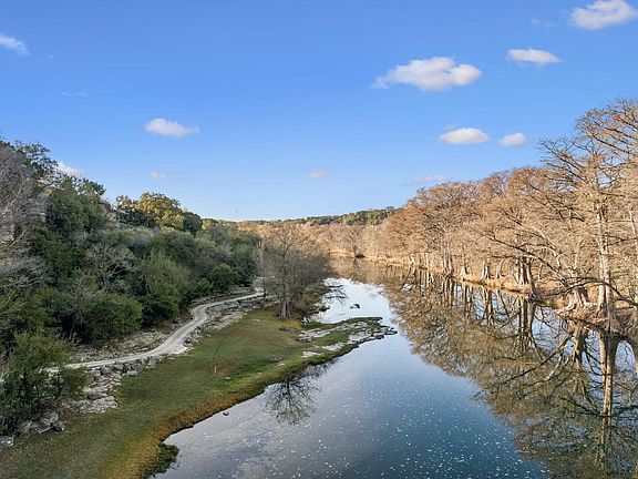 5th image of 358 Mariposa Loop