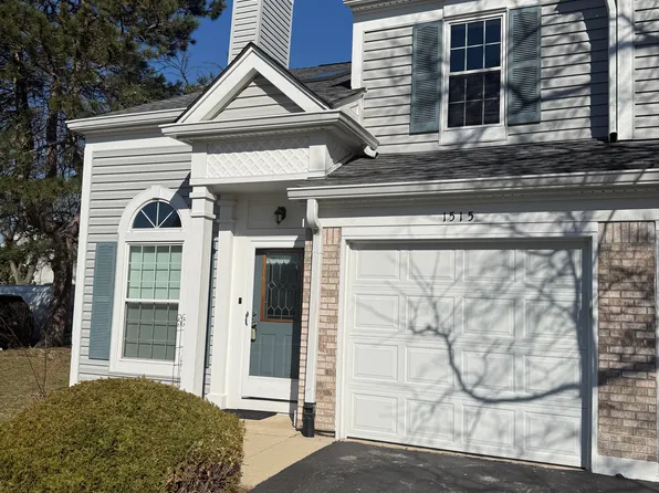 1515 Apple Grove Ln, Westmont, IL 60559
