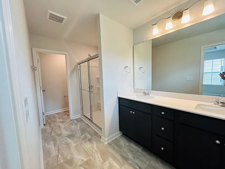822 Falls Grove Trl — Photo 3