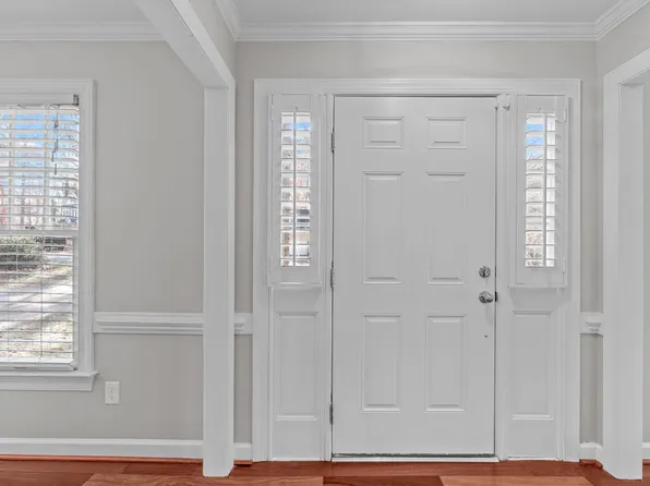 5021 Denham Ct, Raleigh, NC 27613