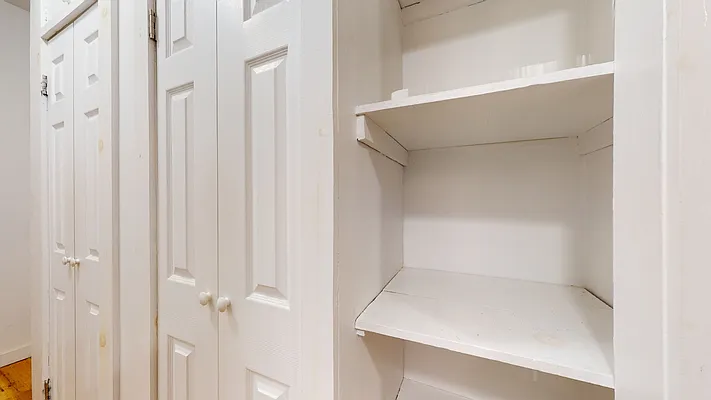 Rented by Bond New York | media 14