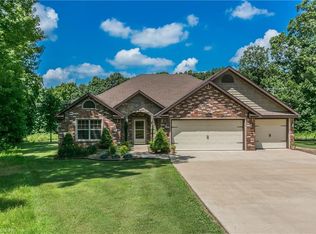 13 Worlaby Ln, Bella Vista, AR 72715