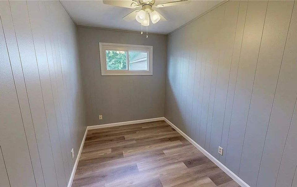 1st image of 4755 Homewood Dr #1