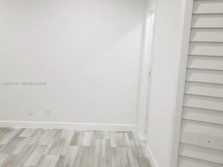 2990 NE 16th Ave #105 — Photo 8