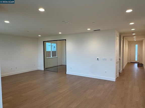 5th image of 17061 Aldergrove Ct