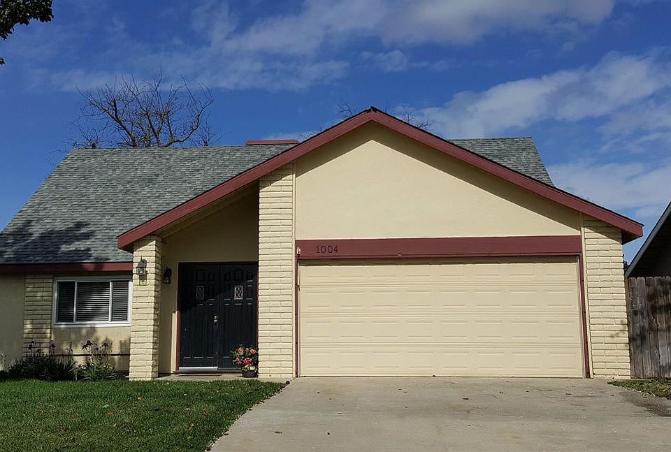 1st image of 1004 W Cherry Ave