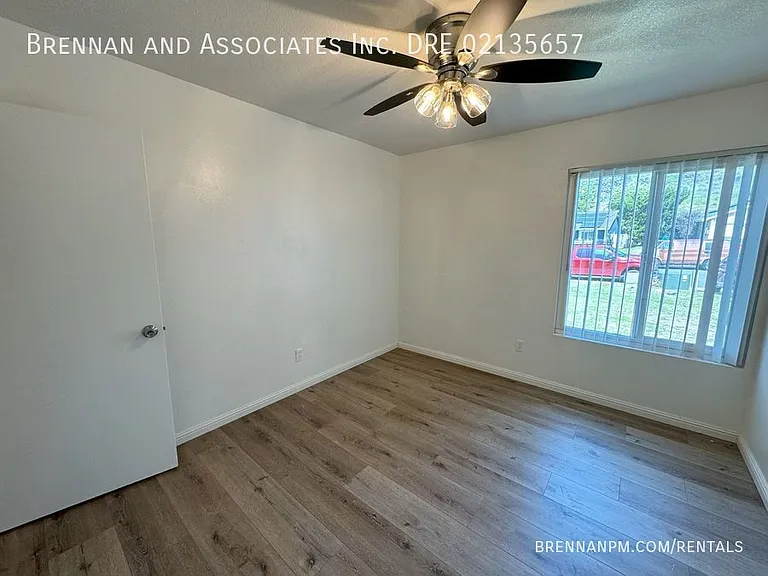 8505 Innsdale Ln — Photo 19