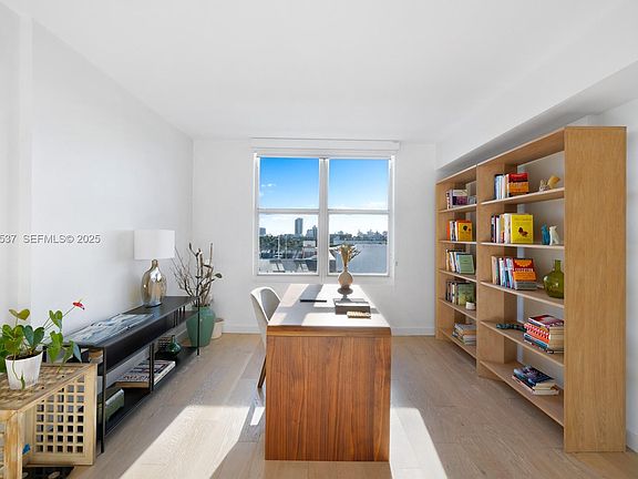 4th image of 1800 Sunset Harbour Dr #803