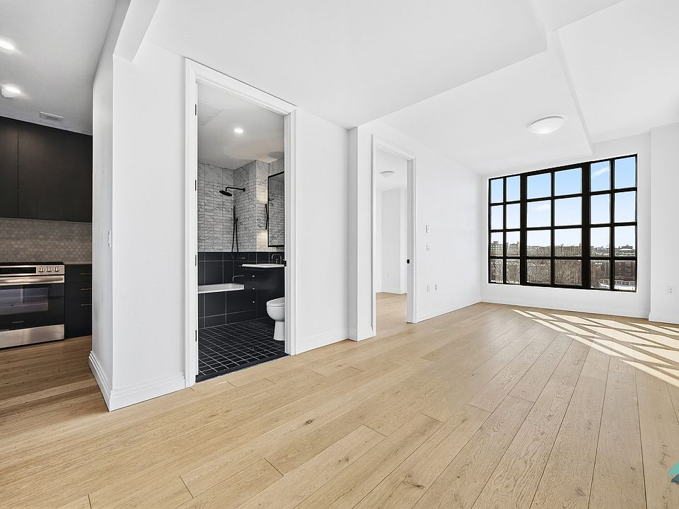 1st image of 875 4th Ave APT 307