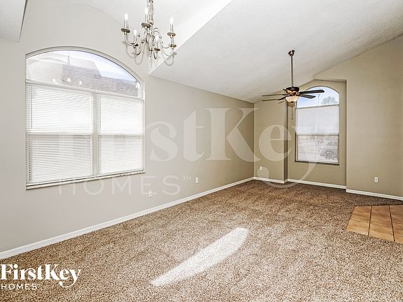 5th image of 601 Celito Dr