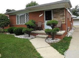 25742 Hass St, Dearborn Heights, MI 48127