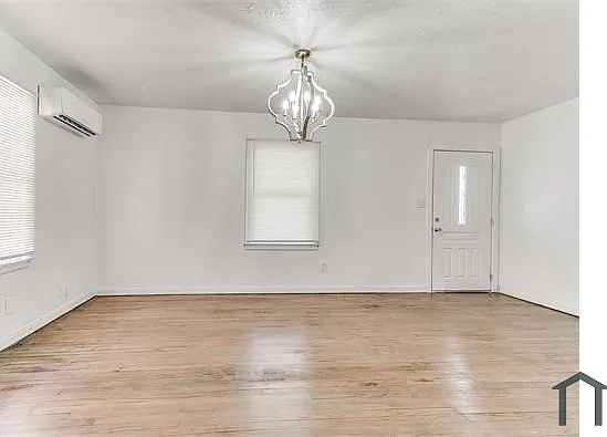 1321 Bellevidere Dr — Photo 4