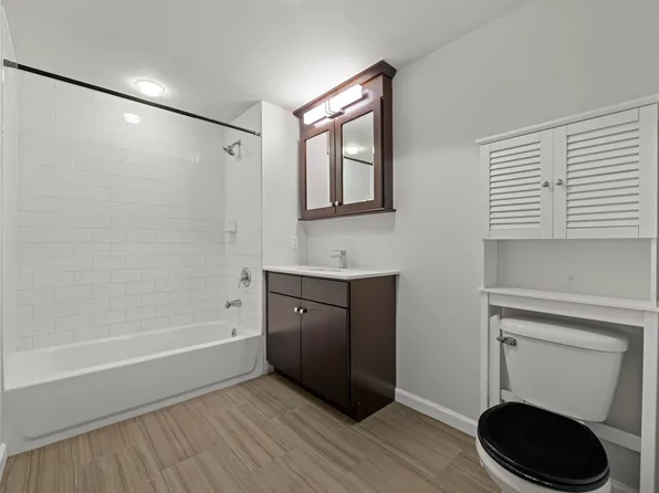 305 Whiton Street image 17 of 17