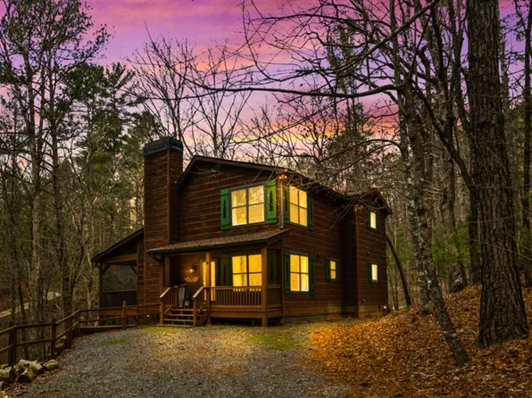 230 Grove Ln, Ellijay, GA 30540