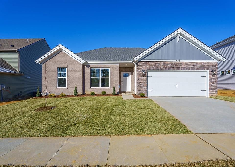 1st image of 976 Onyx Ln