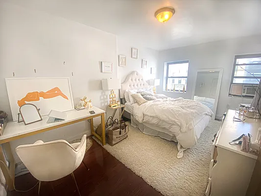 Rented by Corcoran | media 14