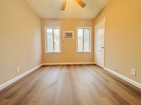 5th image of 14210 Sylvan St #2