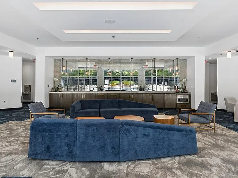 950 W Peachtree St NW #1413 — Photo 21