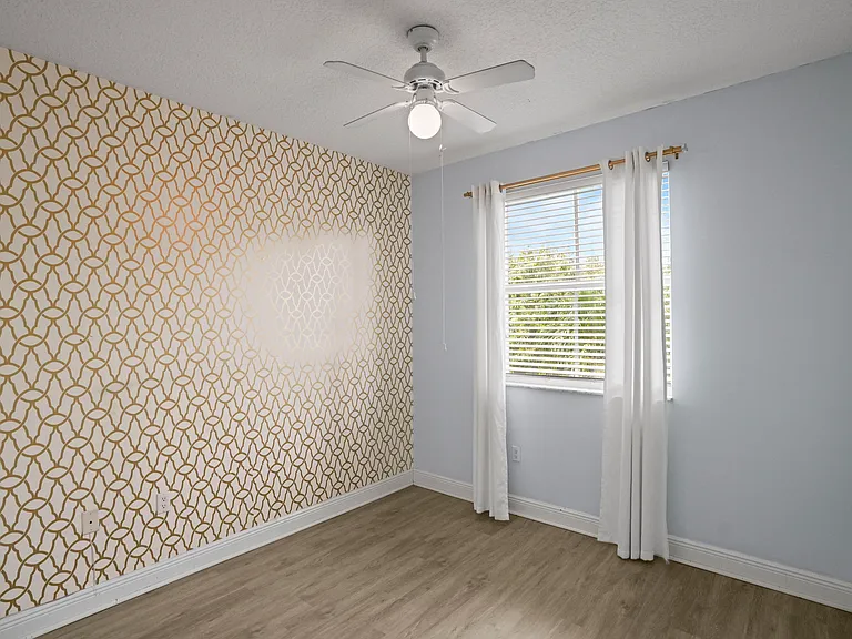 20234 SW 128th Pl — Photo 24