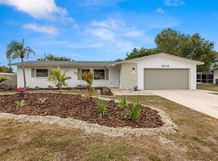 2414 33rd St W, Bradenton, FL 34205
