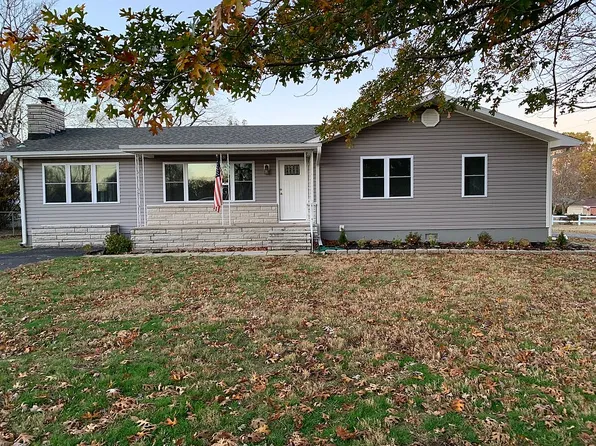 1135 E Highland Ave, Carthage, MO 64836