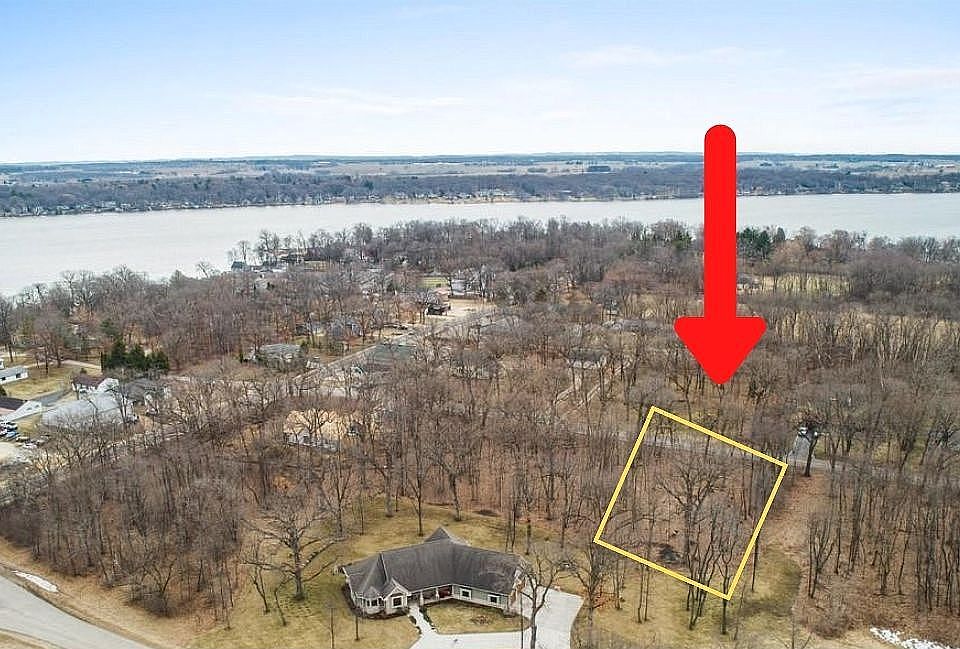 Blocks from the Lake!